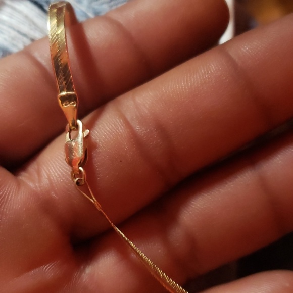 Gold chain - Picture 2 of 3